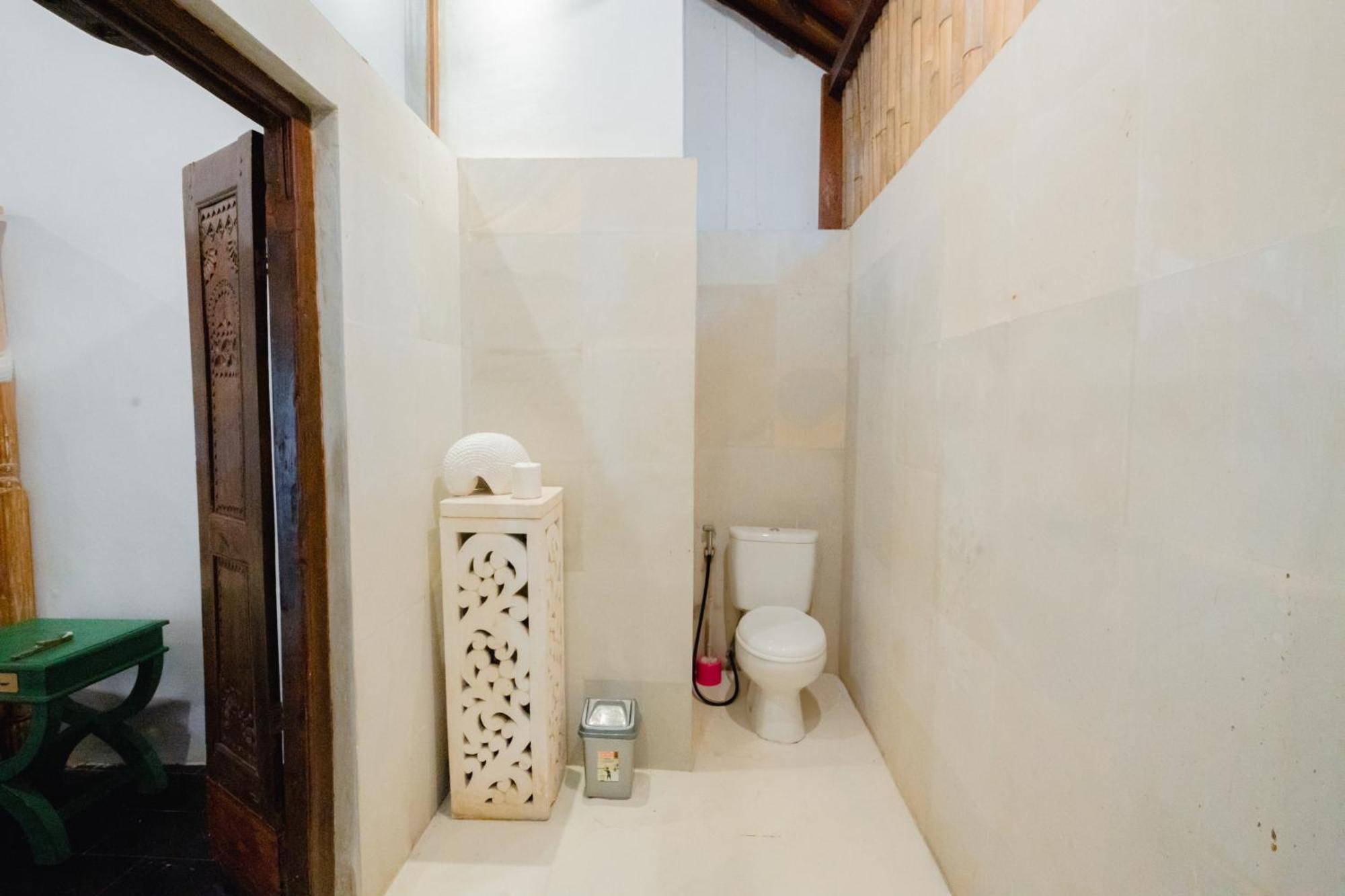 Villa Etnik Seminyak Εξωτερικό φωτογραφία